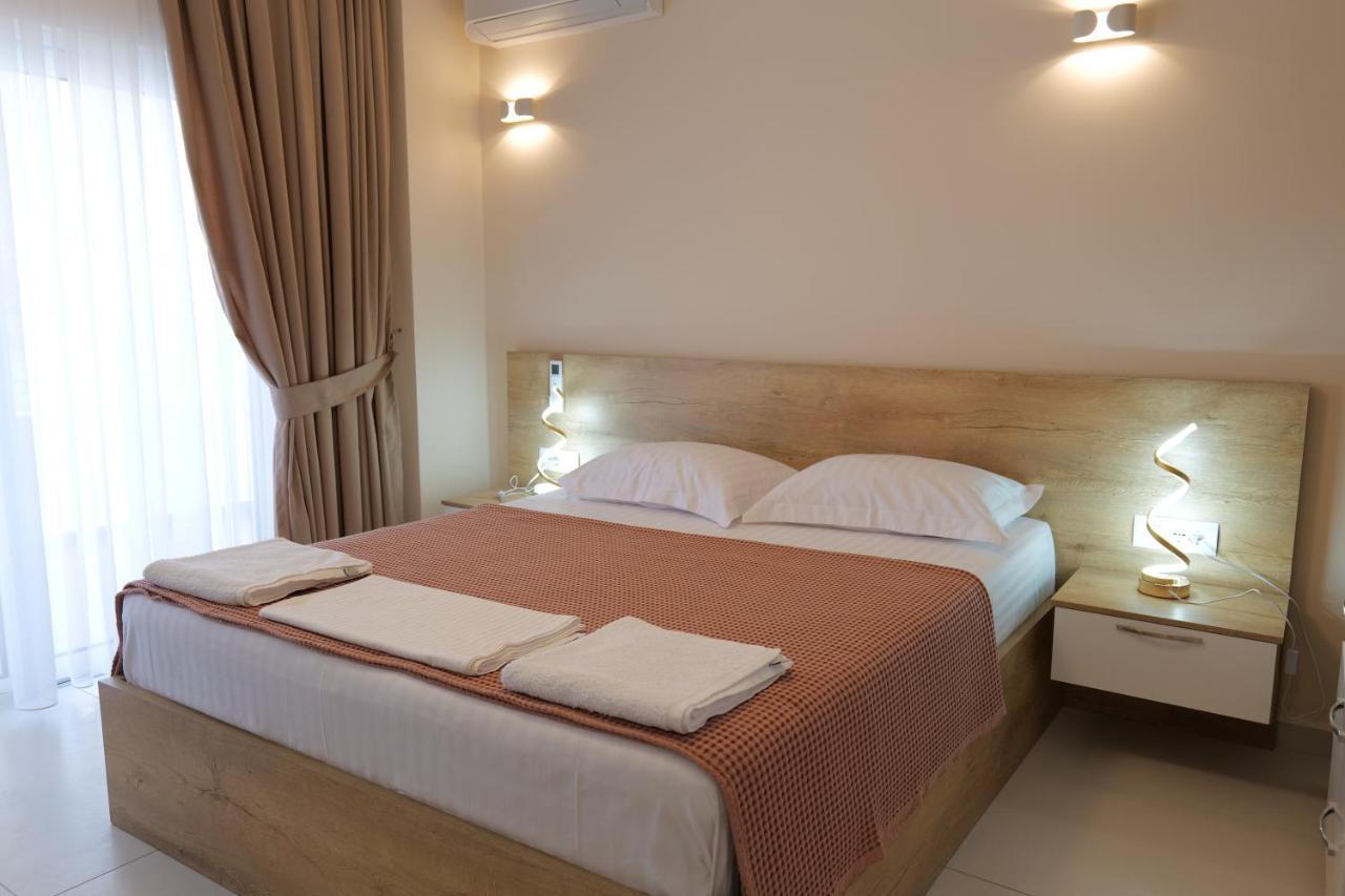 Saranda Luxury Apartments エクステリア 写真