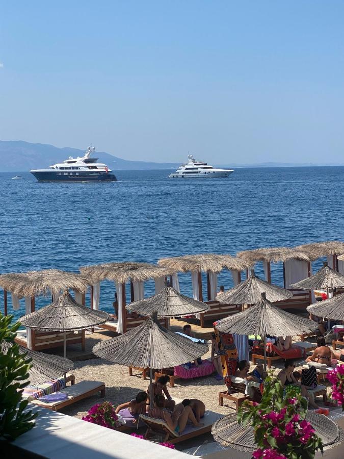 Saranda Luxury Apartments エクステリア 写真