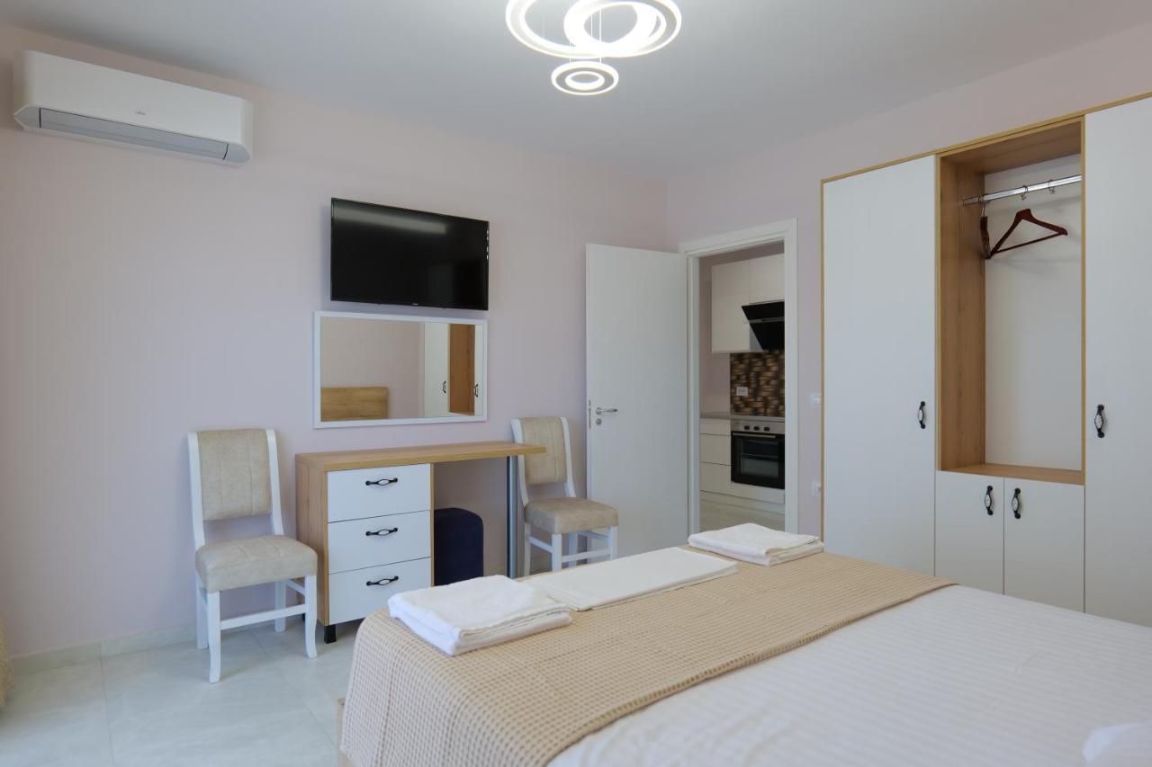 Saranda Luxury Apartments エクステリア 写真