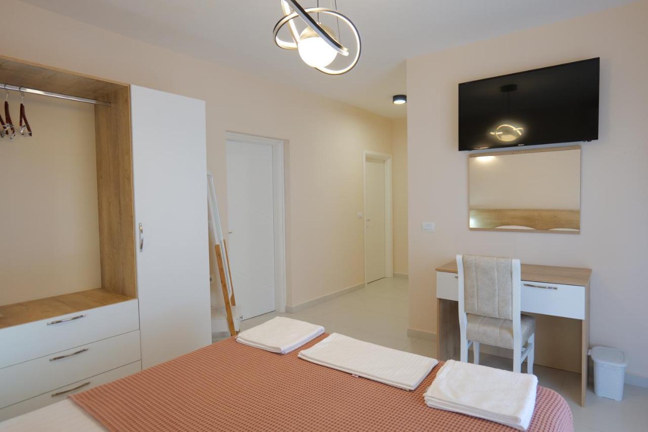 Saranda Luxury Apartments エクステリア 写真